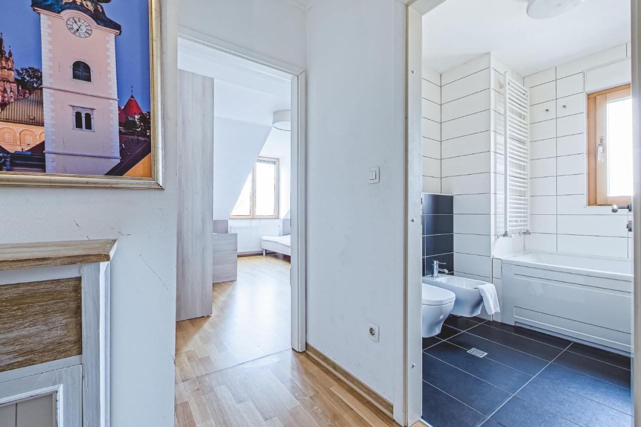 Apartment Zagreb Deluxe Eksteriør bilde