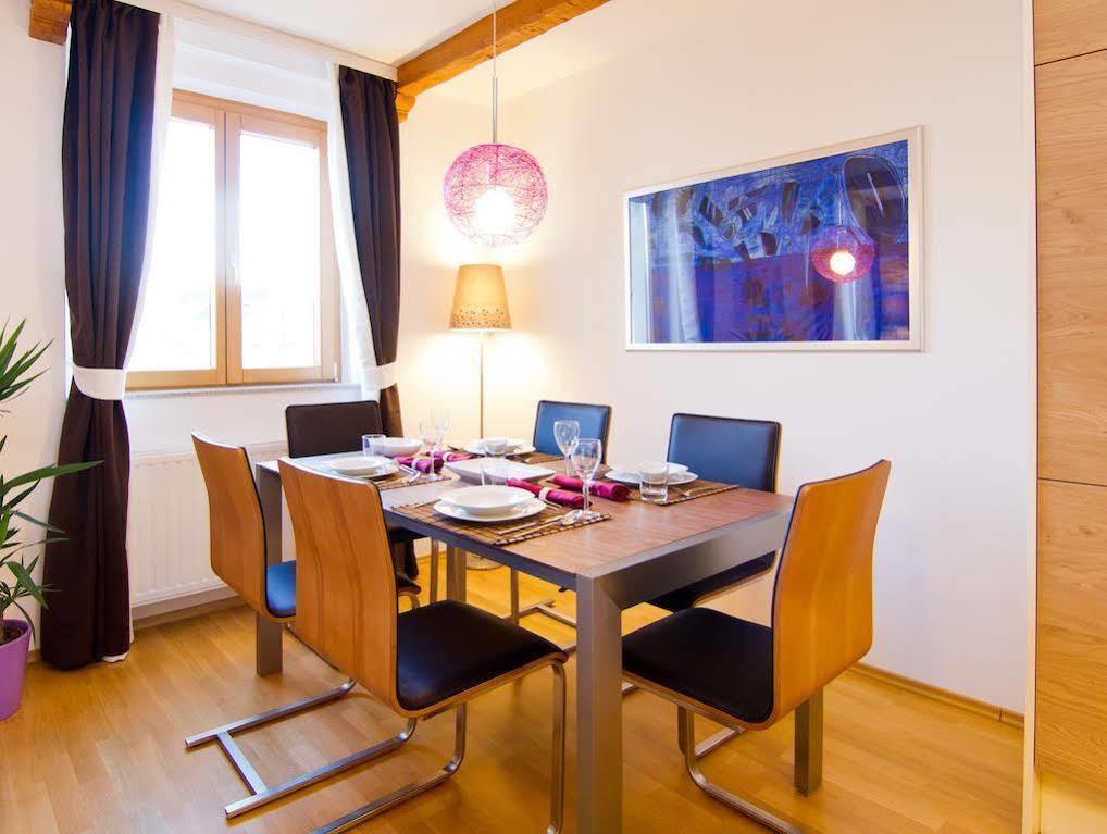 Apartment Zagreb Deluxe Eksteriør bilde